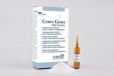 Cemex® Genta High Viscosity with gentamicin for manual mixing with a bowl and spatula